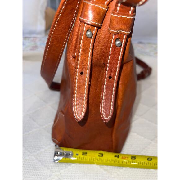 Conte Di Cavour Italy Brown Leather
Shoulder Bag - Picture 13 of 14